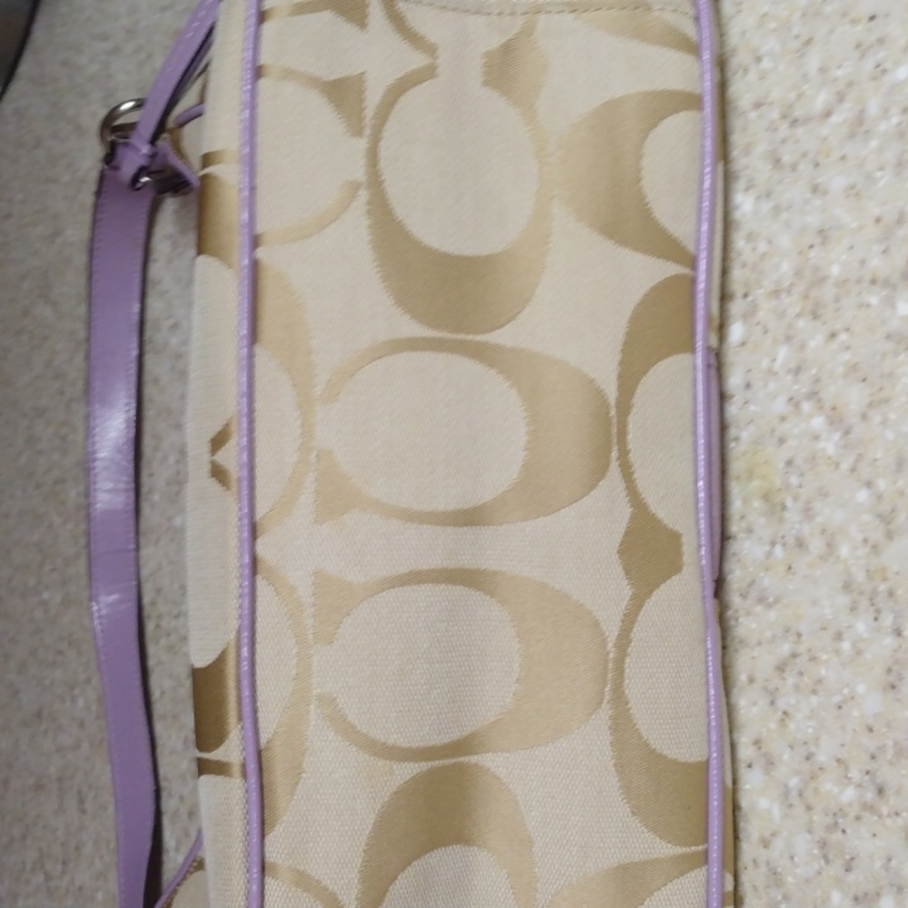 Coach Handbag - Picture 6 of 6